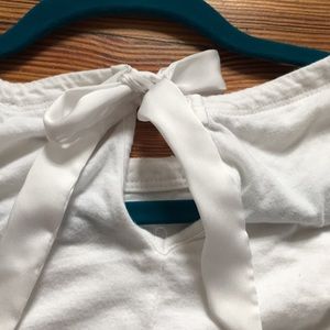 Bow back eyelet shirt